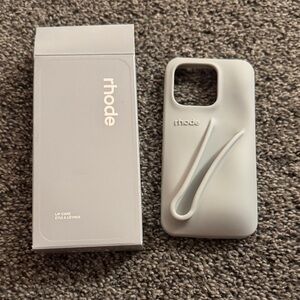 RHODE Sleek Silver iPhone 16 Pro Case